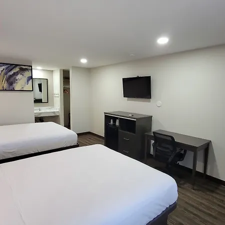 Travelodge By Wyndham Buena Park-3