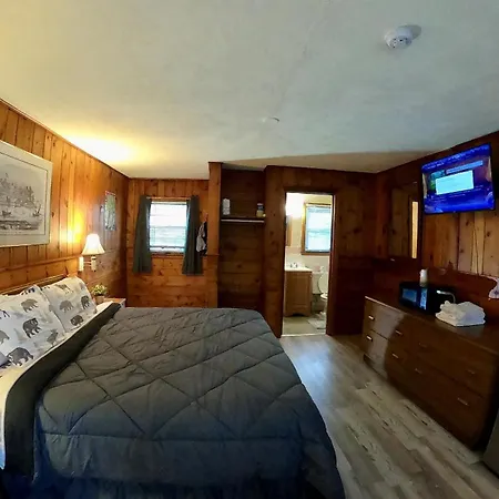 Heart Of The Berkshires Motel-2