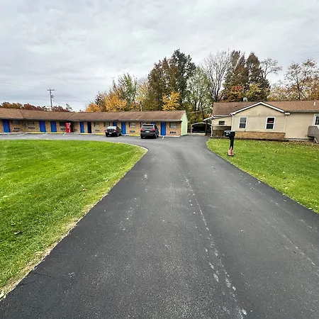 Westgate Manor Motel Austintown & Youngstown Ohio-3