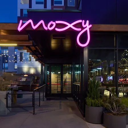 Moxy Denver Cherry Creek-3