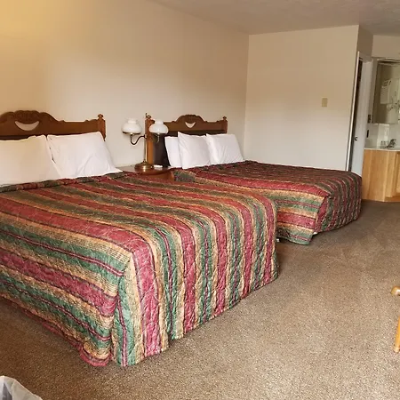 Plaza Motel-2