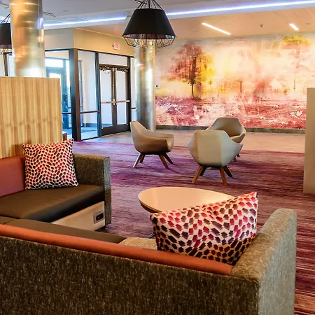 Courtyard By Marriott Lake Jackson-3