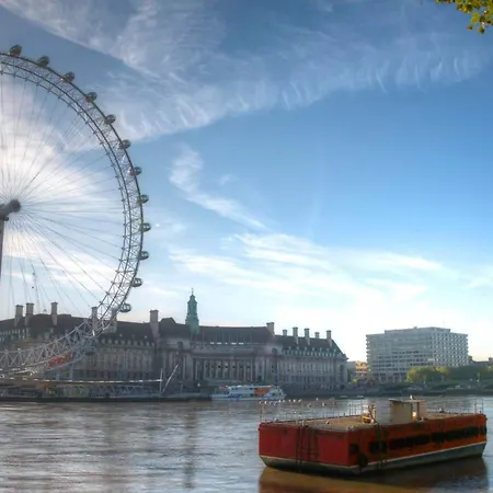 Easyhotel South Kensington-2