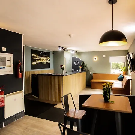 Metro Inns Newcastle-3