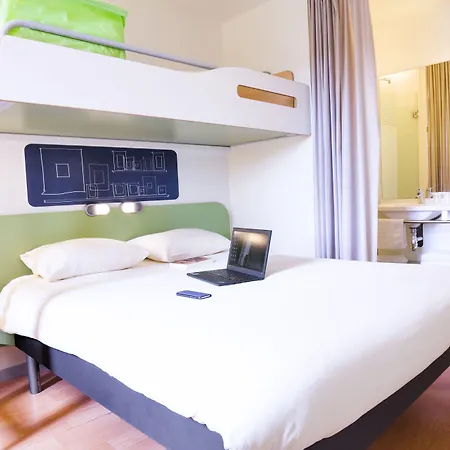 Ibis Budget Valence Sud-2