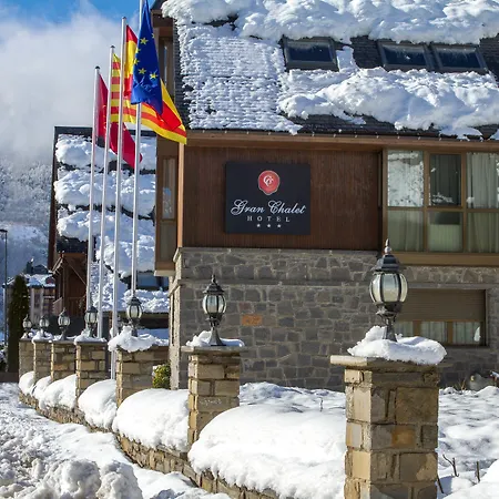 Gran Chalet Hotel & Petit Spa-3