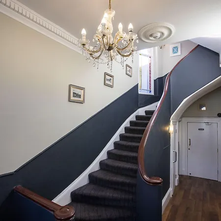 The Waverley Hotel-3