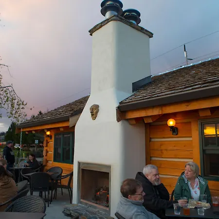 Mcmenamins Kalama Harbor Lodge-2