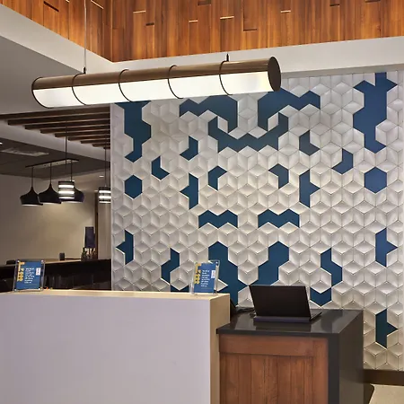 Hyatt Place Warwick/Providence Airport-2