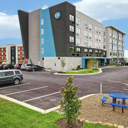 Tru By Hilton Pigeon Forge-3