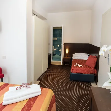 Hotel Cristina Corona-2