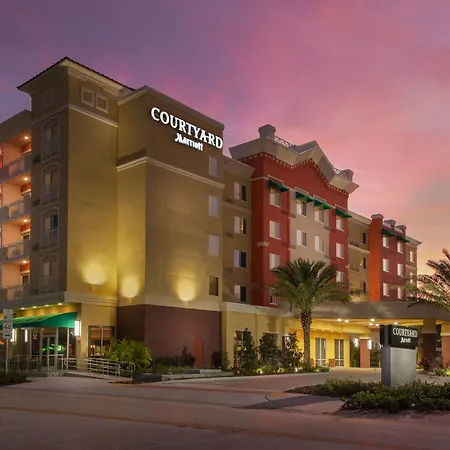 Courtyard By Marriott Deland Historic Downtown-3