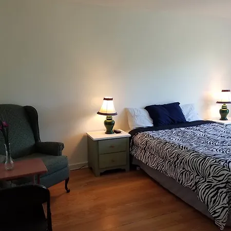 The Becket Motel-3
