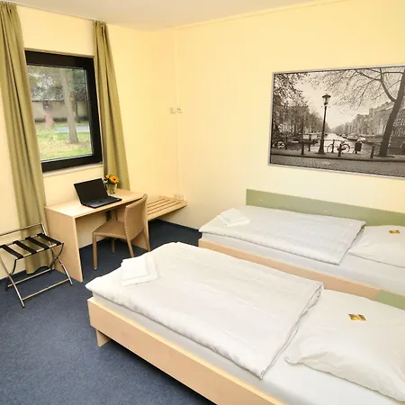 Best Deal Airporthotel Weeze-2