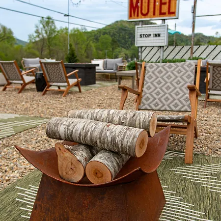 Townsend River Breeze Inn-3