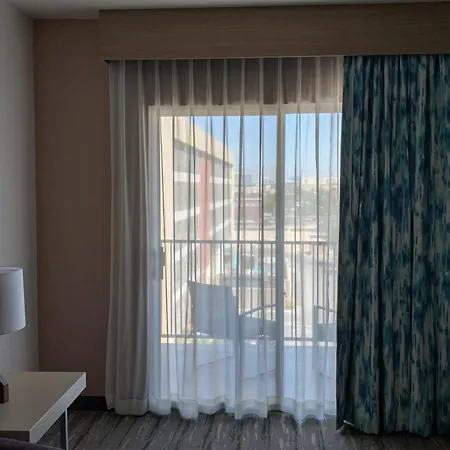 Hilton Garden Inn Las Vegas Strip South-2
