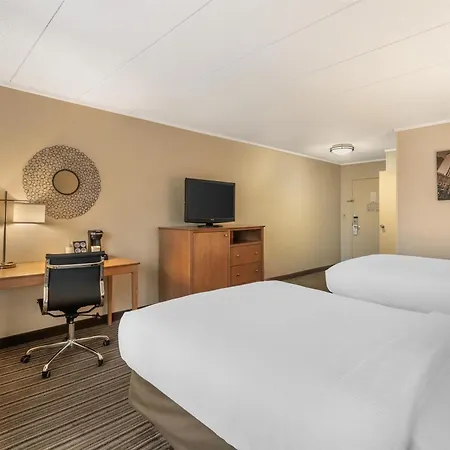 Best Western Plus Waltham Boston-2