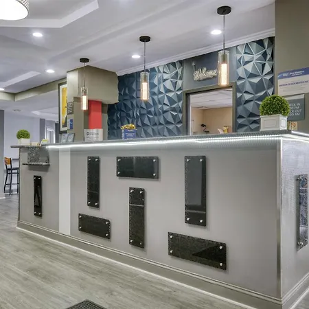 Best Western Inn At The Rochester Airport-3