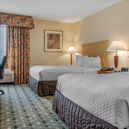 Quality Hotel Conference Center Cincinnati Blue Ash-3