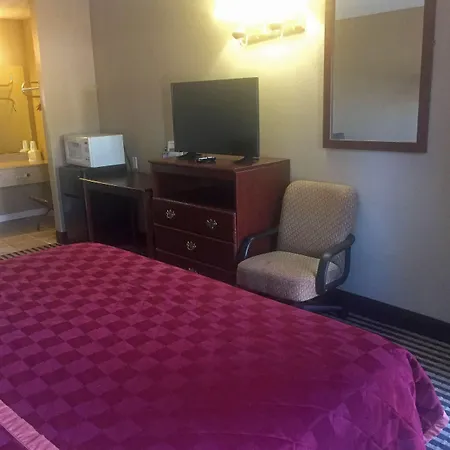 America'S Best Inn & Suites Eureka-3
