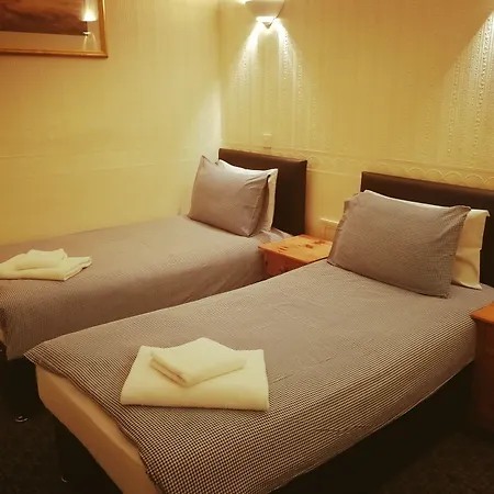 Victoria Hotel-2