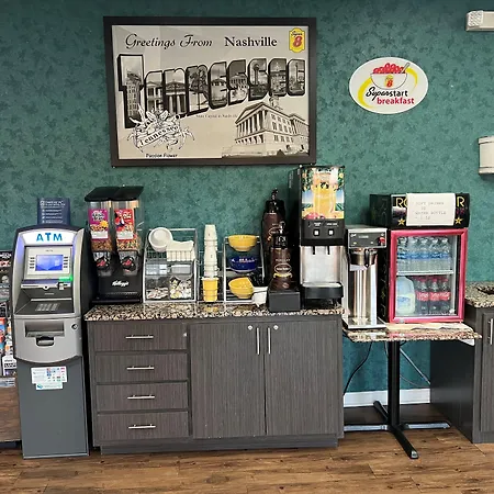 Super 8 By Wyndham Nashville Near Downtown / I-40-3