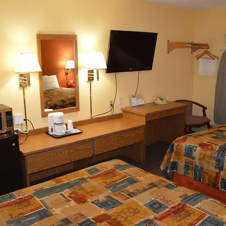 Burnsville Inn & Suites-3