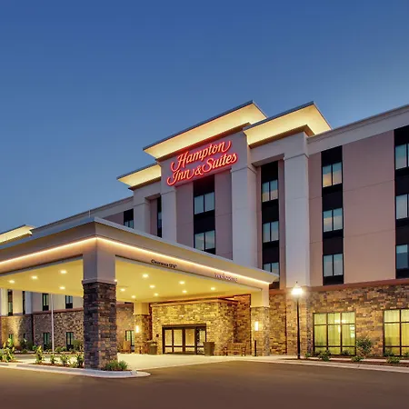 Hampton Inn & Suites By Hilton Southport-3