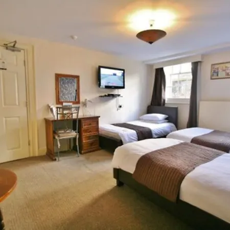Central Hotel Cheltenham By Roomsbooked-3