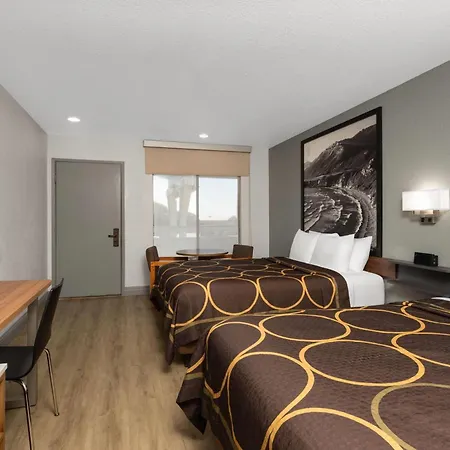 Super 8 By Wyndham Fort Bragg-3