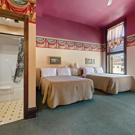 Historic Iron Horse Inn - Deadwood-2
