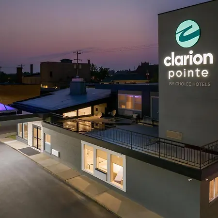 Clarion Pointe Rhinelander Downtown-3