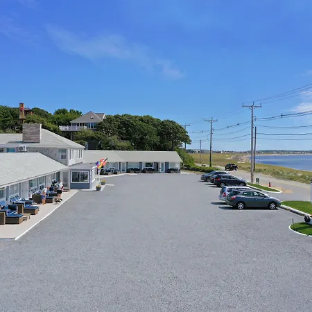 Breakwater Hotel-2