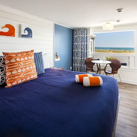 Breakwater Hotel-3