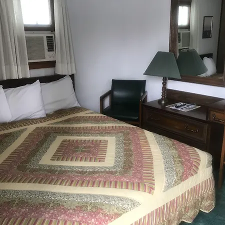 Chalet Motel-3