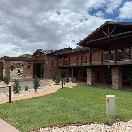 Zion Canyon Lodge-2
