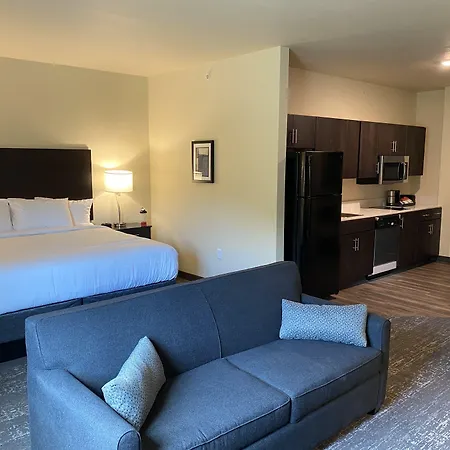 Cobblestone Inn & Suites - Forest City-2