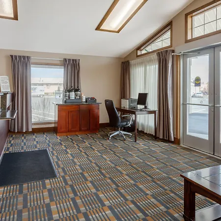 Rodeway Inn & Suites Ontario-3