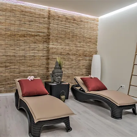 Calamar Hotel-2