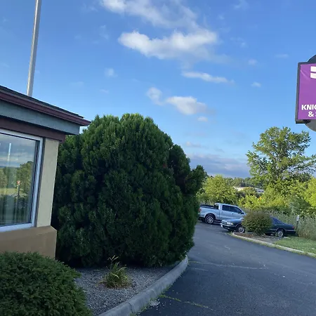 Knights Inn & Suites Dublin-3