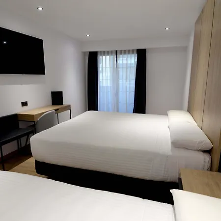 Uve Marcenado-3