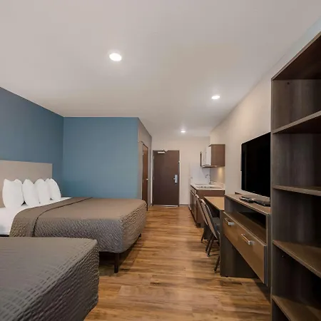 Woodspring Suites Wesley Chapel-Tampa-3
