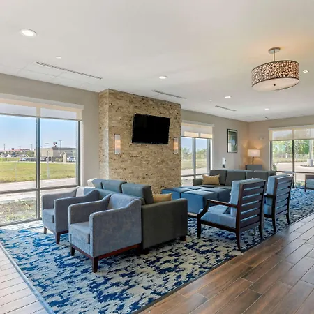 Comfort Inn & Suites Balch Springs - Se Dallas-2