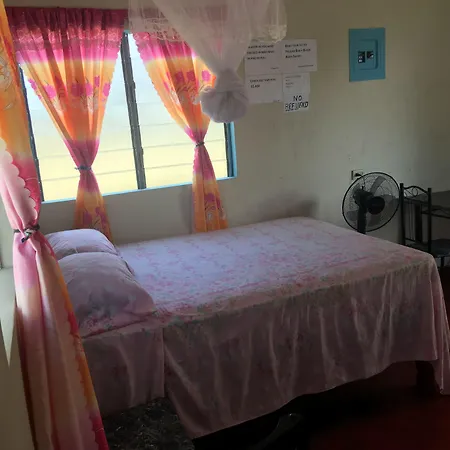 Waikiki Guest House-3