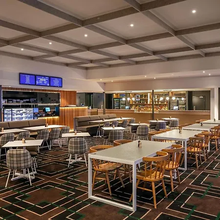 Blacktown Tavern-3