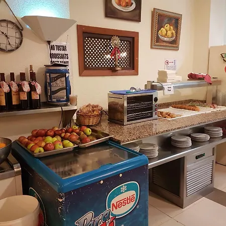 Hotel Mayna-2