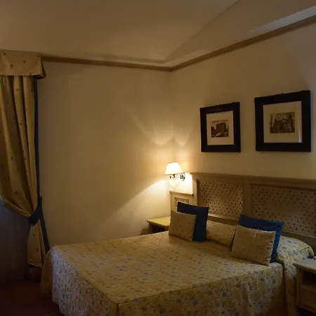 Hotel Quadrifoglio by Mancini-3