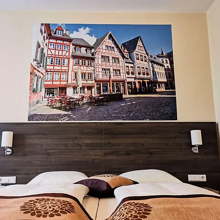 Mainzer Hof-3