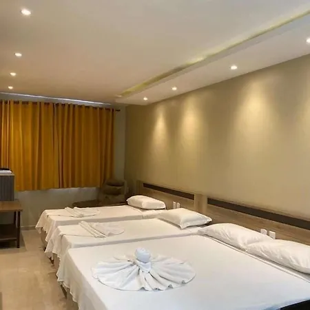 Hotel Sandis-2
