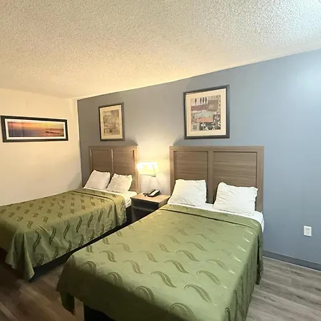 Express Inn-Rahway-3